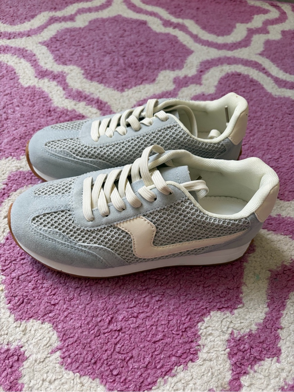 Women’s Light Gray & White Mesh Boutique Sneakers - Casual Comfort